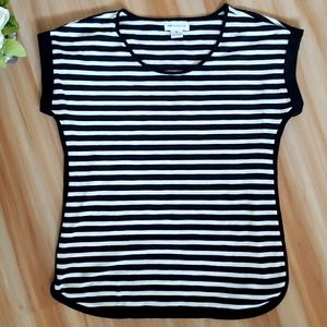 Black and white double slit tshirt